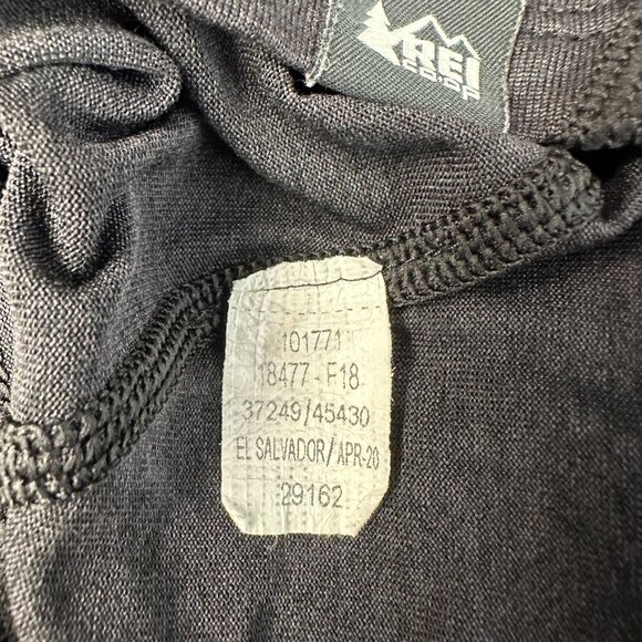 REI Women's Lightweight Base Layer Half-Zip Wicking Top, Size XL, Charcoal Black - Picture 9 of 9